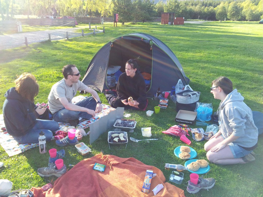 Runners, barbecues and booze. Good combination! 